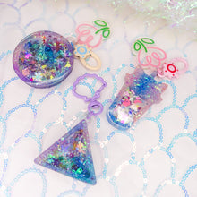 Load image into Gallery viewer, Festive Hooray shakers keychain