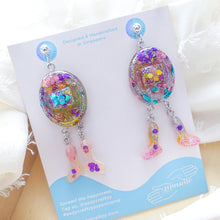 Load image into Gallery viewer, Nostalgia dangly legs tamagotchi