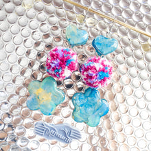 Load image into Gallery viewer, Let's Gogh Pomz flowers in your backyard