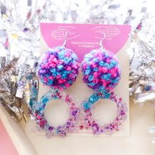 Load image into Gallery viewer, Dreams do come true Pomz Wreath