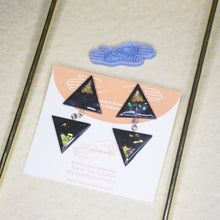 Load image into Gallery viewer, Double Triangle Zen ception