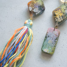 Load image into Gallery viewer, Asymmetrical Gold Twirly shapes with Tassels - Psychedelic Infinity Earrings