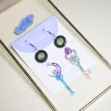 Load image into Gallery viewer, Asymmetrical Circular Zen Studs Sailormoon wand