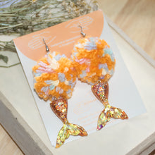 Load image into Gallery viewer, Medium pomz with Mermaid tails