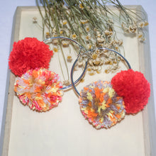 Load image into Gallery viewer, Double pomz on hoop