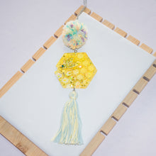 Load image into Gallery viewer, Buzzing bees with pomz and tassels