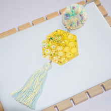 Load image into Gallery viewer, Buzzing bees with pomz and tassels