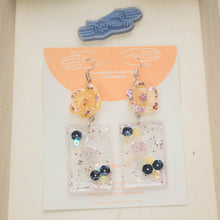 Load image into Gallery viewer, Oxpicious Bloops Floral rect with sequins