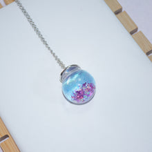 Load image into Gallery viewer, Bulb Necklace