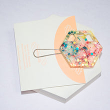 Load image into Gallery viewer, Honeycomb Hair Pin