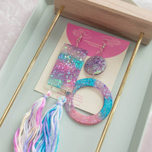 Load image into Gallery viewer, Mix & Match Asy Shapey Pomz and Tassels all the way