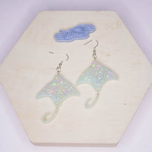 Load image into Gallery viewer, Pastel Days Stingray