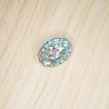 Load image into Gallery viewer, Mirror brooch