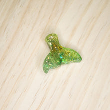Load image into Gallery viewer, Mermaid tail brooch