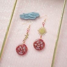 Load image into Gallery viewer, Face Pun(ch) Asy Circles