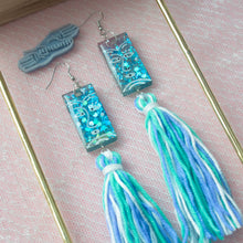 Load image into Gallery viewer, Face Pun(ch) Bar Tassels all the way