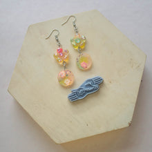 Load image into Gallery viewer, Spring Blooms Circular Floral Dangle
