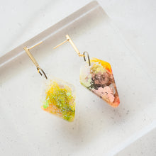 Load image into Gallery viewer, Asymmetrical Gold Bar study Shapey - Psychedelic Infinity Earrings
