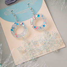 Load image into Gallery viewer, Jolly Hollow Circular Snowflake