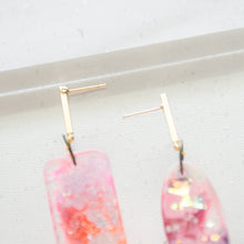 Load image into Gallery viewer, Asymmetrical Gold Bar Shapey - Psychedelic Infinity Earrings
