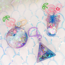 Load image into Gallery viewer, Festive Hooray shakers keychain