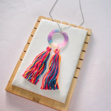 Load image into Gallery viewer, Circular double tassels Necklace