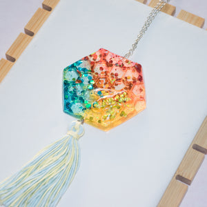 Buzzing bees tassels Necklace