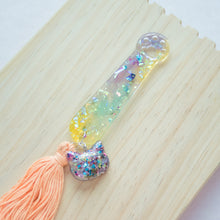 Load image into Gallery viewer, Meow cat paw with tassels Bookmark
